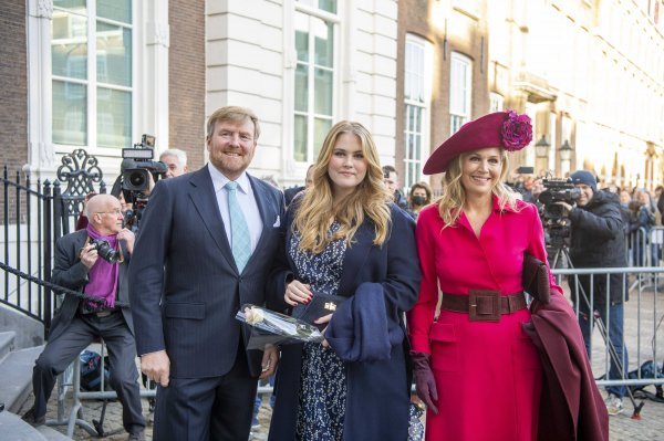 Kralj Willem-Alexander, princeza Amalia i kraljica Maxima