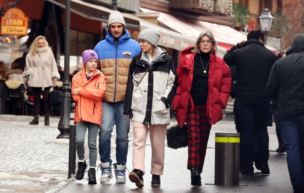 Princeza Caroline od Monaka s obitelji