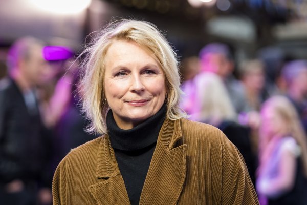 Jennifer Saunders