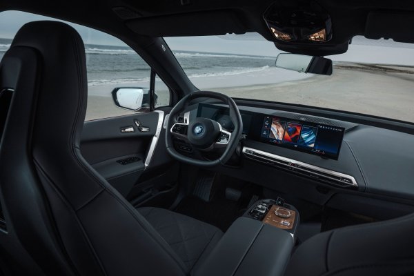 Novi BMW iX M60 će imati svjetsku premijeru na Consumer Electronics Show (CES) u Las Vegasu (SAD) u siječnju