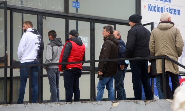 Karlovac: Veliki interes građana za cijepljenje protiv covida-19