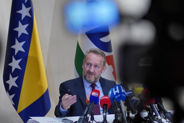 Bakir Izetbegović