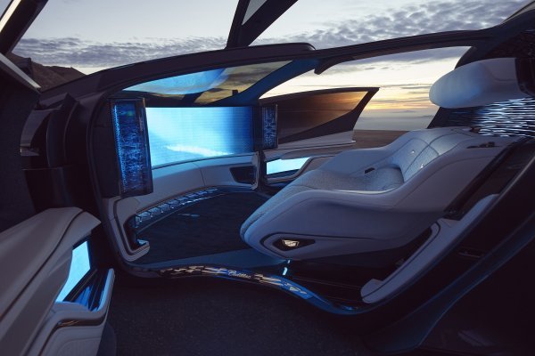 Cadillac je na CES-u 2022 predstavio InnerSpace Autonomous koncept