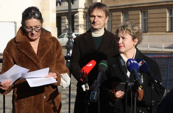 Urša Raukar i Ivana Kekin o trgovini vrijednosnim papirima vrha HNB-a