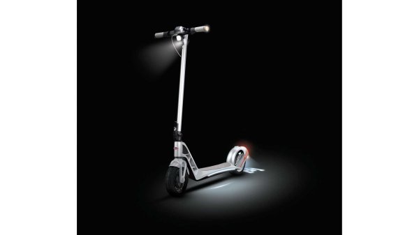 Buggati predstavio svoj električni romobil