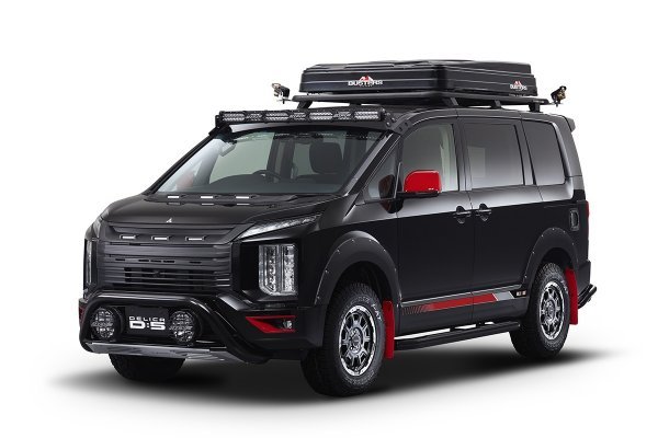 Mitsubishi Delica D5 Tough x Tough