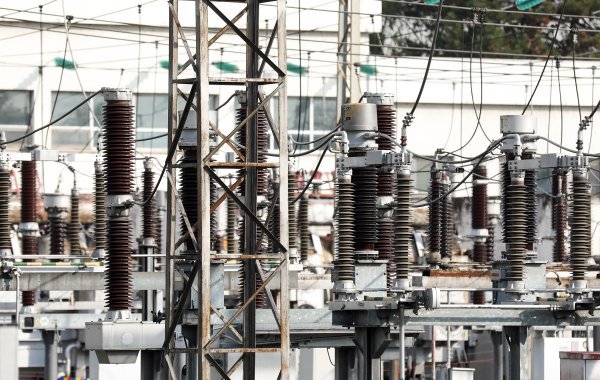 Zbog kvara na trafo stanici na Jarunu veći dio Zagreba ostao bez struje