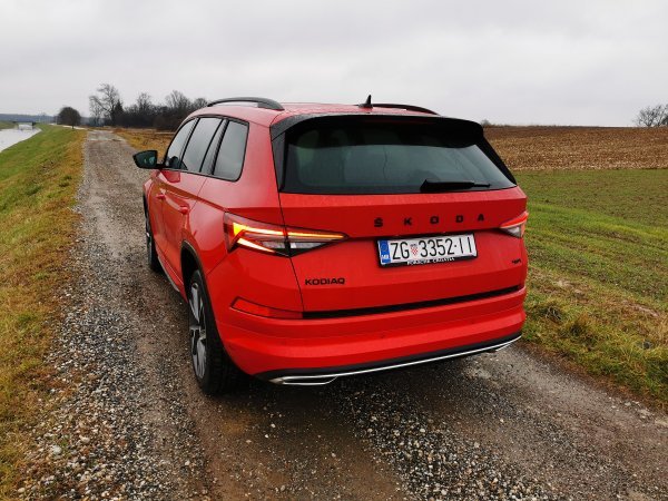 Škoda Kodiaq SportLine 2.0 TDI 4x4 DSG iz 2021. nema oznaku 'XTL', ali provjerite kod trgovca Škode može li koristiti HVO gorivo