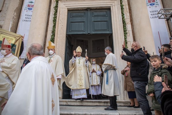 U Dubrovniku zaređen novi dubrovački biskup mons. Roko Glasnović
