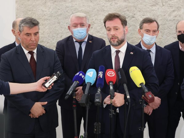 Mario Banožić i Franko Vidović nakon sjednice saborskog Odbora za obranu dali su izjave za medije