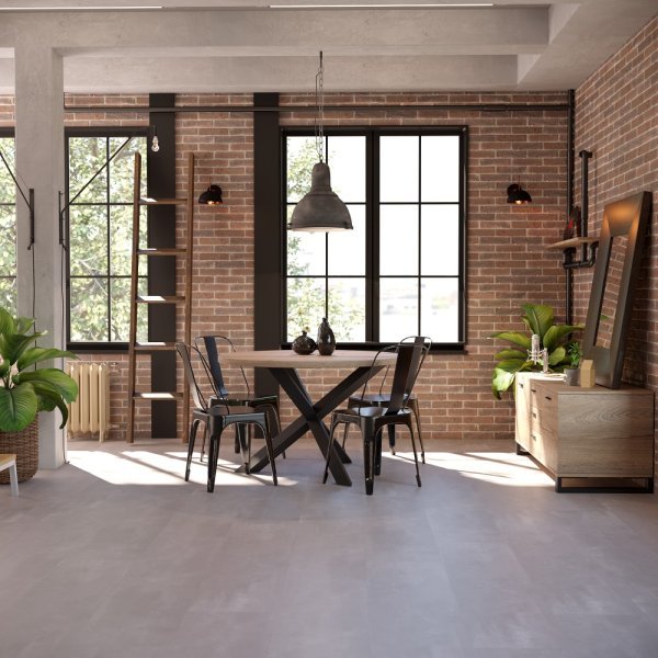 postolje-za-stol-Queen-2