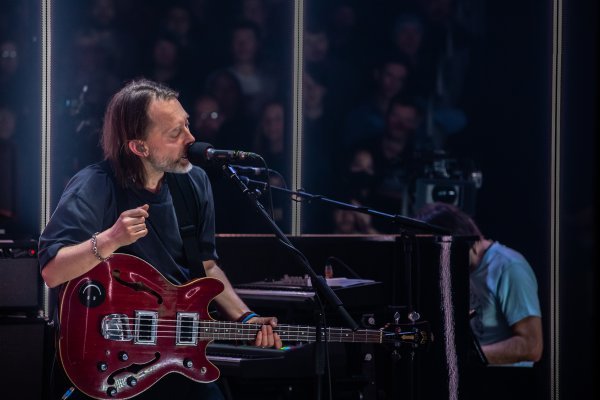 Thom Yorke posebno je uživao svirajući bas gitaru