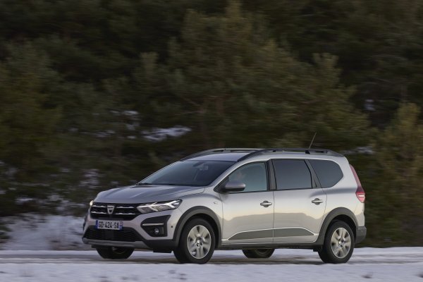 Dacia Jogger COMFORT ECO-G 100 Moonstone Grey 5-sjedala