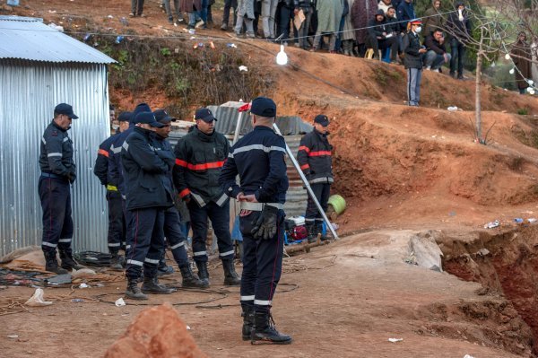 Spašavanje dječaka u Maroku