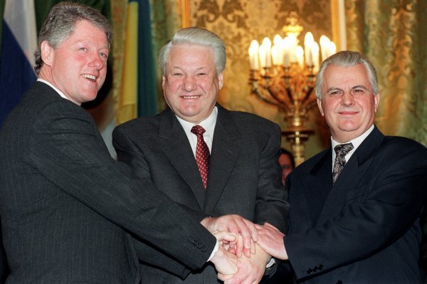 Predsjednici SAD-a, Rusije i Ukrajine - Bill Clinton, Boris Jeljcin i Leonid Kravčuk