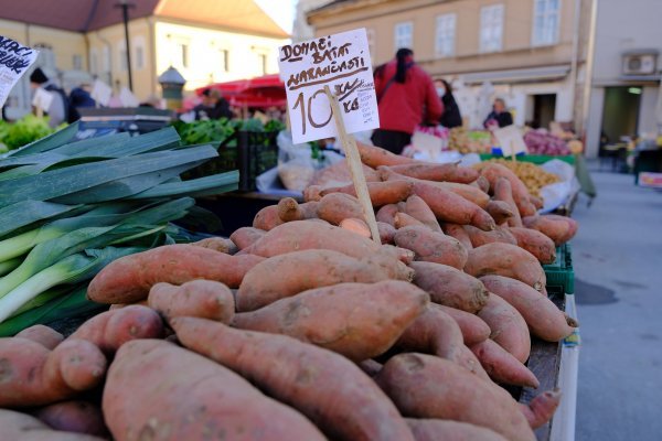 U Hrvatskoj hrana i bezalkoholna pića čine gotovo četvrtinu (22%) ukupne potrošačke košarice