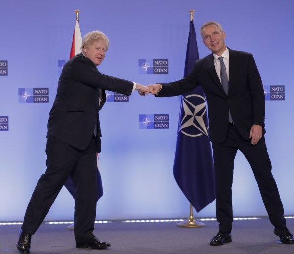 Boris Johnson i Jens Stoltenberg
