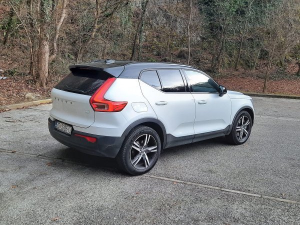 Volvo XC40 T5 Recharge 262KS R-Design AT7