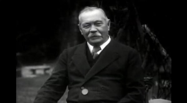 Arthur Conan Doyle