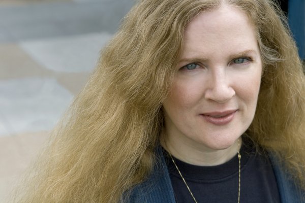 Suzanne Collins 