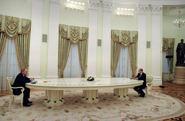 Vladimir Putin i Olaf Scholz