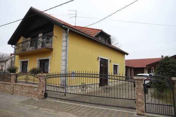 Pretres kuce ministra Darka Horvata