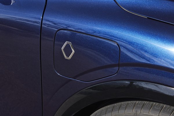 Renault Mégane E-TECH Electric - Iconic verzija (boja Midnight Blue plava)