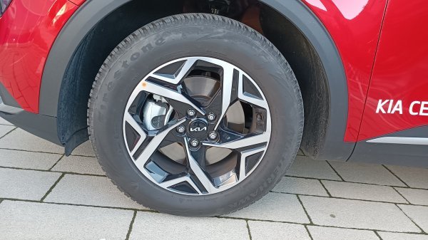 Kia Sportage 1.6 T-GDi 150 KS sa 6-brzinskim ručnim mjenjačem razine opreme Fresh i pogonom na prednja dva kotača