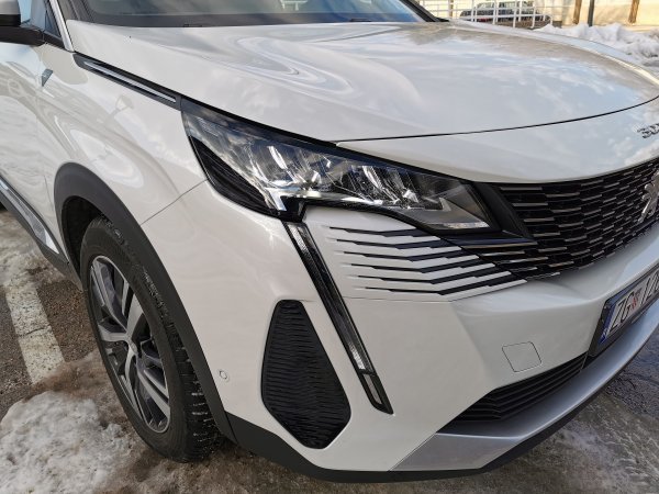 Peugeot 3008 Hybrid 225 e-EAT8 Road Trip