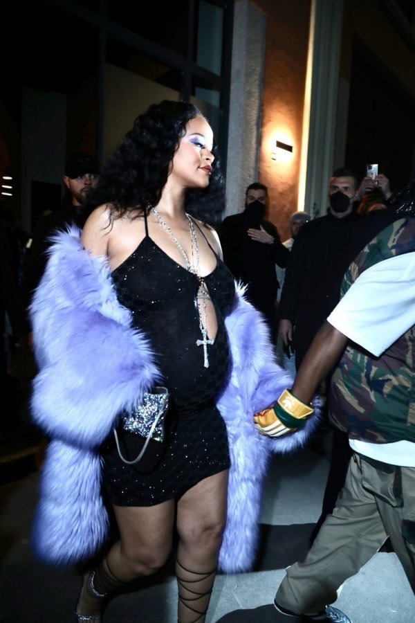 Rihanna u noćnom izlasku