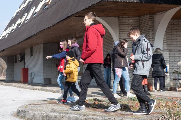 Djeca izbjeglice iz Ukrajine odlaze u zoološki vrt u Zagrebu