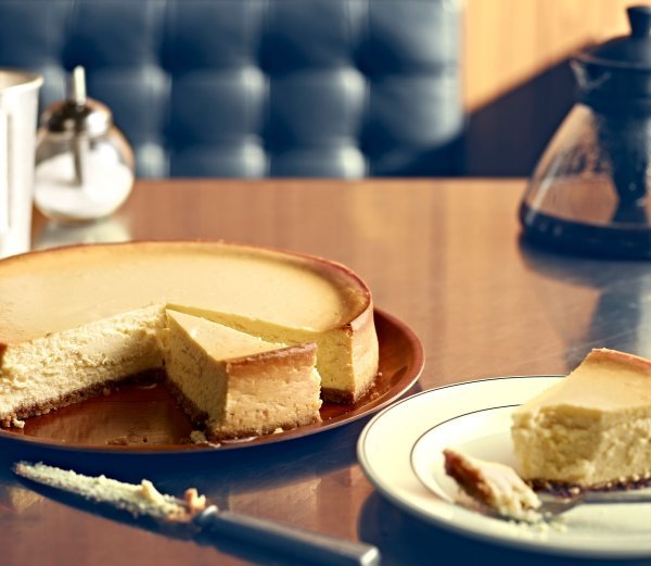 Previsoka temperatura često uzrokuje pucanje kolača po površini.