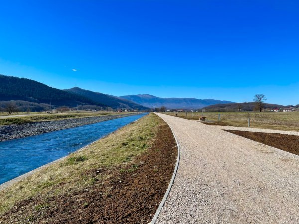 Šetnice i mostovi Gacke