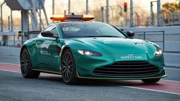 Aston Martin Vantage Safety Car