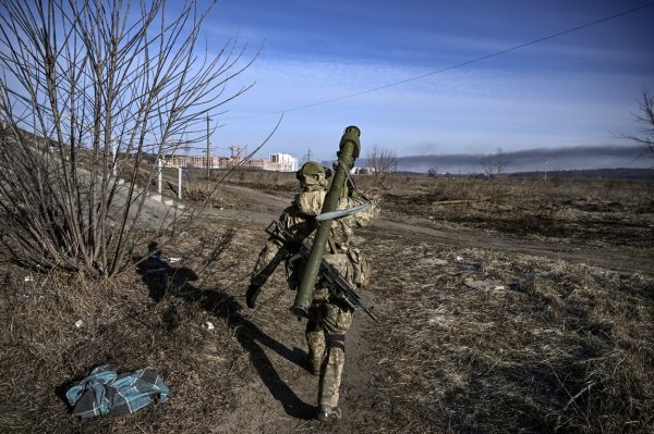 Ukrajnski vojnik kod Mariupolja