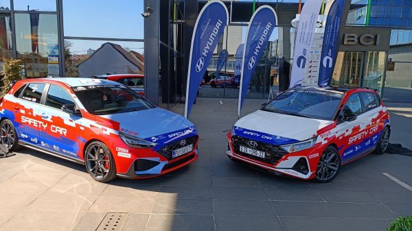 Hyundai i30 N Performance i i20 N kao Safety Car