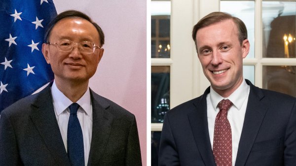 Yang Jiechi i Jake Sullivan