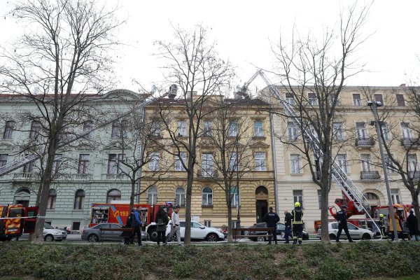 Požar u centru Zagreba, gusti dim prekrio Tomislavov trg