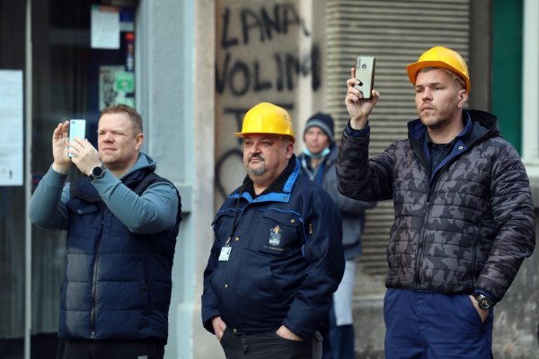 Rušenje simbola zagrebačkog potresa