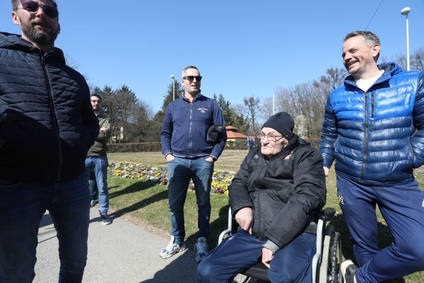 Tramvaj posvećen Dinamovoj generaciji iz 1982. godine