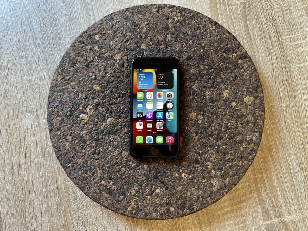 iPhone SE 2022