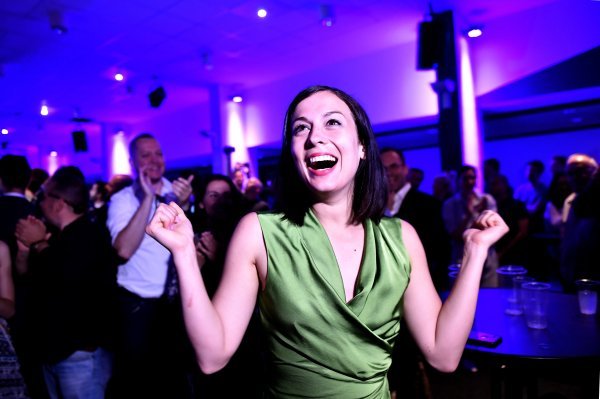 Katalin Cseh nakon što je izabrana u Europski parlament