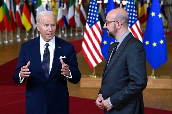 Joe Biden i Charles Michel