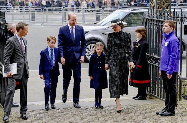Princ George, princ William, princeza Charlotte i Kate Middleton