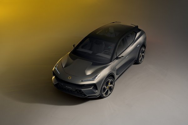 Lotus predstavio Eletre, prvi električni hiper-SUV na svijetu