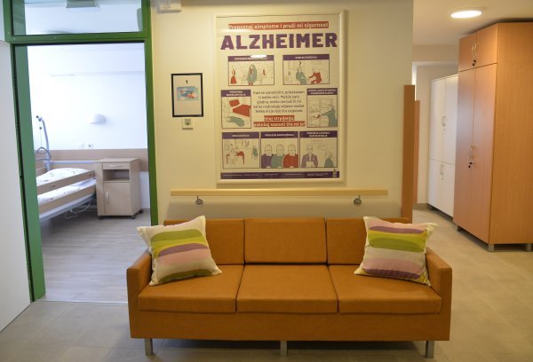 Tomislav Tomašević sa suradnicima otvorio novouređeni odjel u Domu za starije osobe