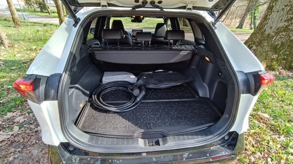 Toyota RAV4 Plug-in 2.5 HSD AWD 5 D e-CVT Style