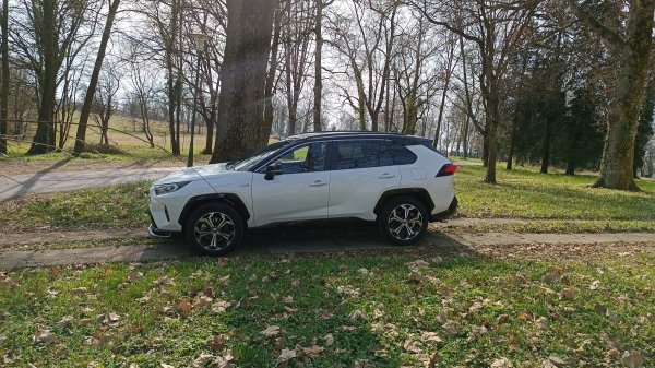 Toyota RAV4 Plug-in 2.5 HSD AWD 5 D e-CVT Style