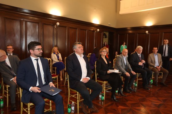Predsjednik Zoran Milanović posjetio Rektorat Sveučilišta u Rijeci