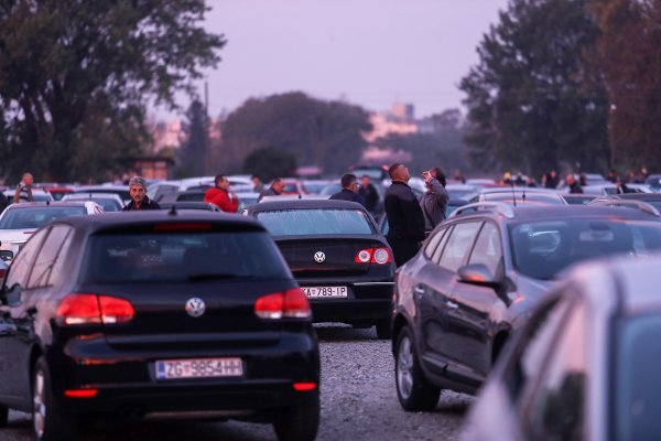 Dok tržište rabljenih automobila nastavlja rasti, trgovci rabljenim automobilima suočavaju se s nestašicom vozila